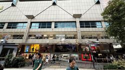 Lucky Plaza (D9), Retail #628804271